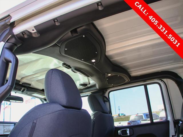 new 2025 Jeep Gladiator car, priced at $37,227