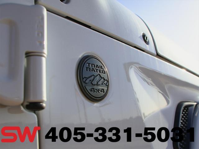 new 2025 Jeep Gladiator car, priced at $41,290