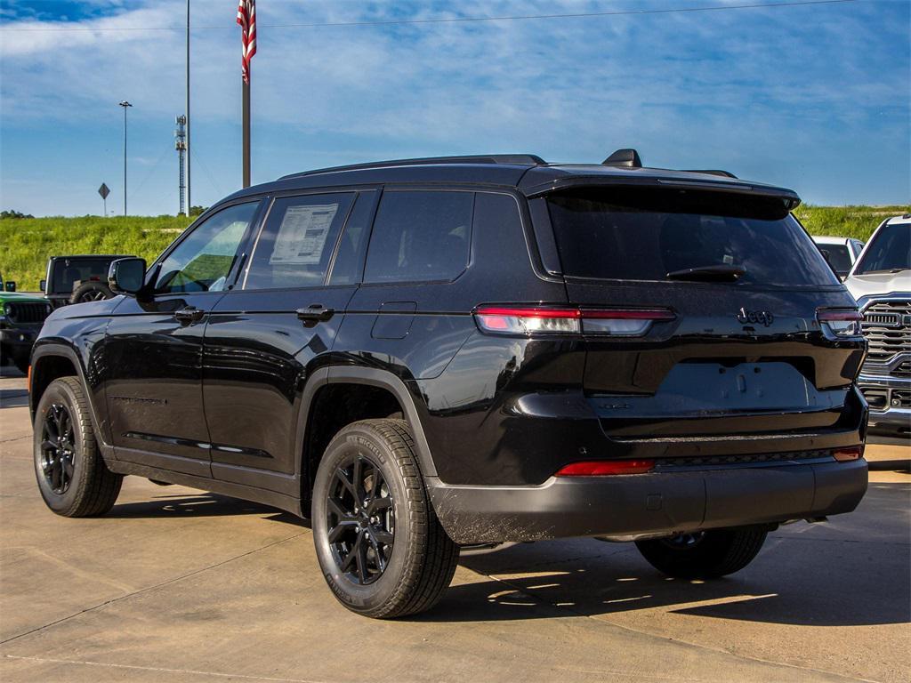 new 2025 Jeep Grand Cherokee L car, priced at $42,729