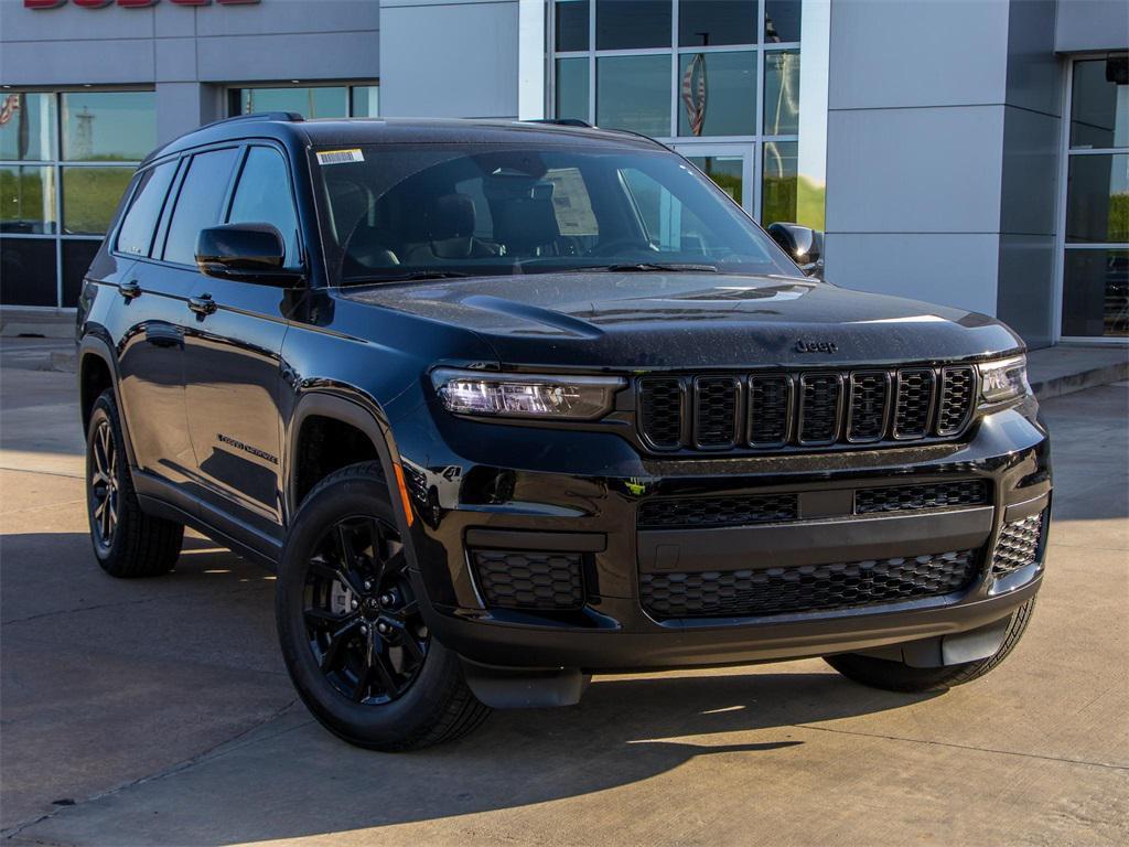 new 2025 Jeep Grand Cherokee L car, priced at $42,729