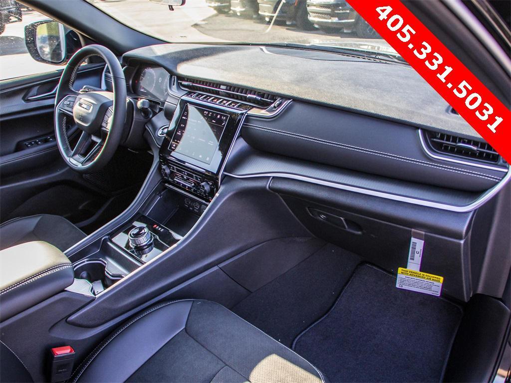 new 2025 Jeep Grand Cherokee L car, priced at $42,036