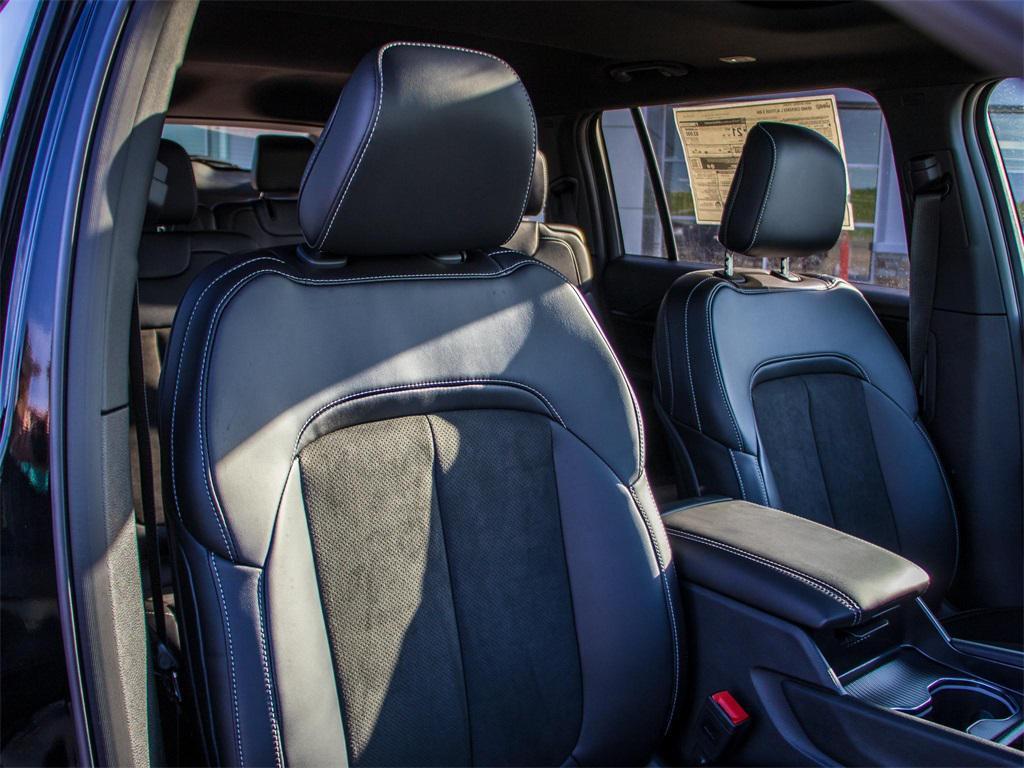 new 2025 Jeep Grand Cherokee L car, priced at $42,729