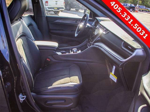 new 2025 Jeep Grand Cherokee L car, priced at $40,497