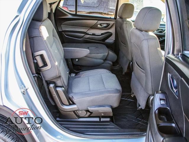 used 2020 Chevrolet Traverse car, priced at $15,590