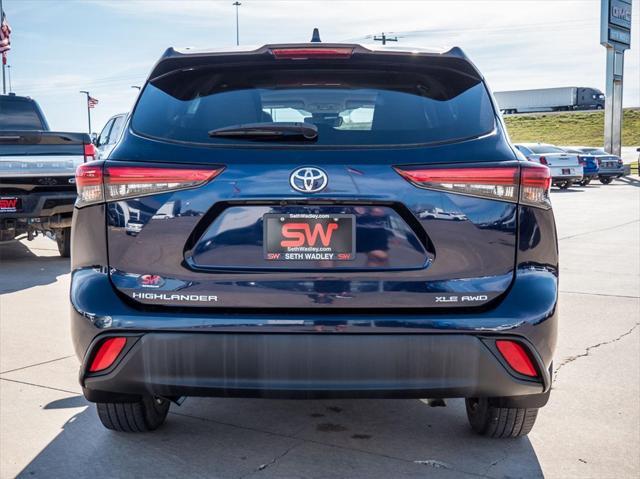 used 2020 Toyota Highlander car, priced at $25,496