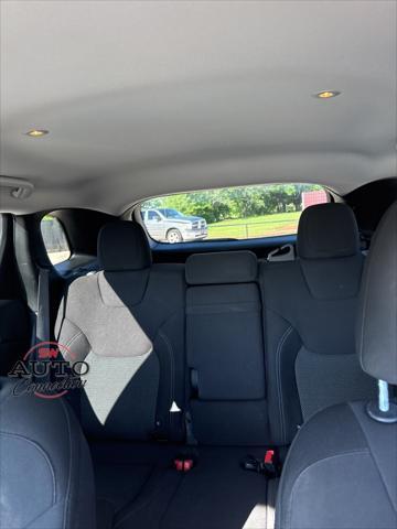 used 2019 Jeep Cherokee car, priced at $13,523