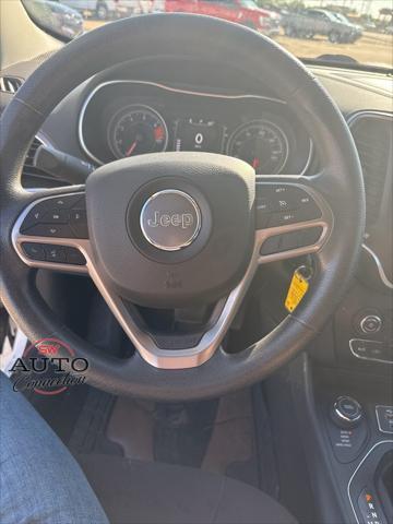 used 2019 Jeep Cherokee car, priced at $13,523