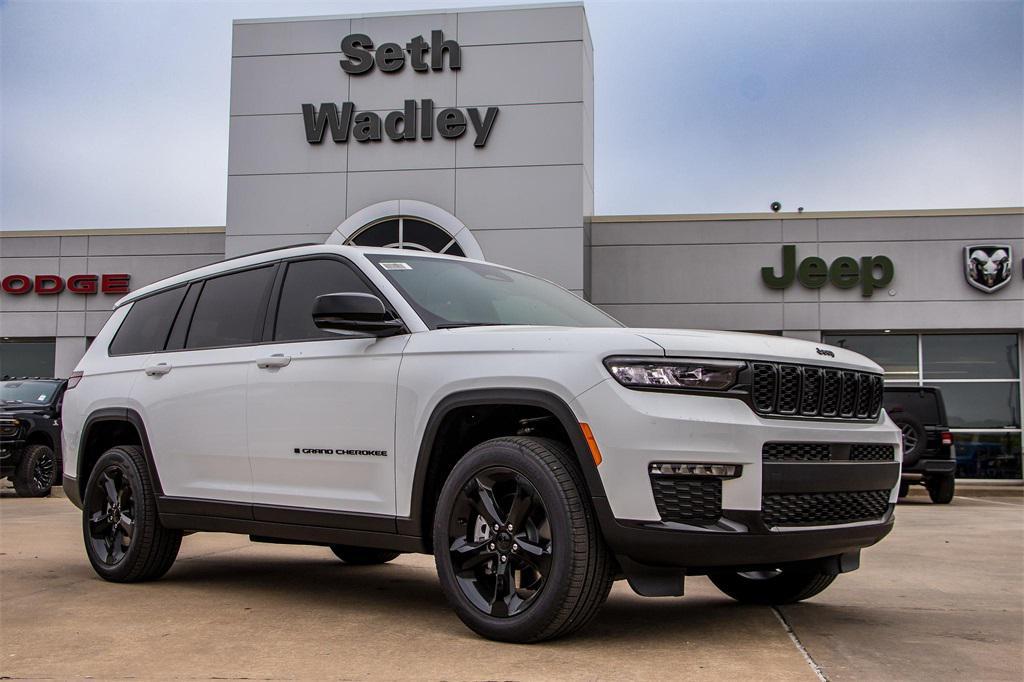 new 2025 Jeep Grand Cherokee L car, priced at $48,392