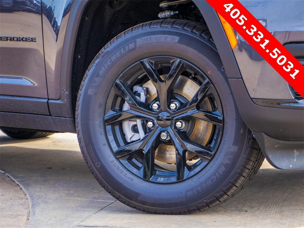 new 2025 Jeep Grand Cherokee L car, priced at $40,202