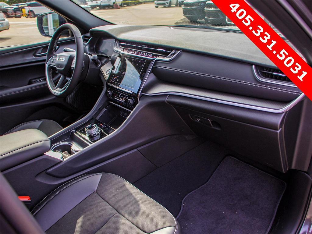 new 2025 Jeep Grand Cherokee L car, priced at $40,202