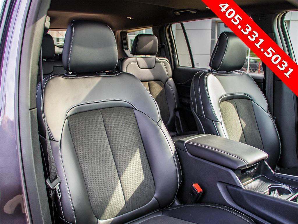 new 2025 Jeep Grand Cherokee L car, priced at $40,202