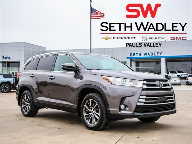 used 2019 Toyota Highlander car, priced at $22,998