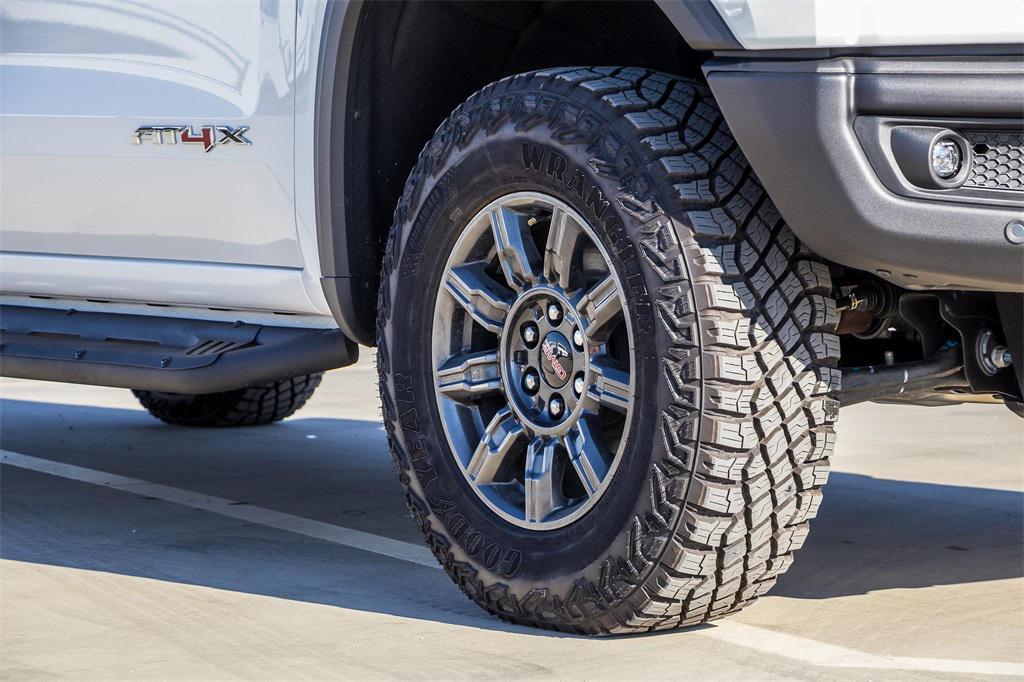 new 2025 GMC Sierra 1500 car, priced at $76,829