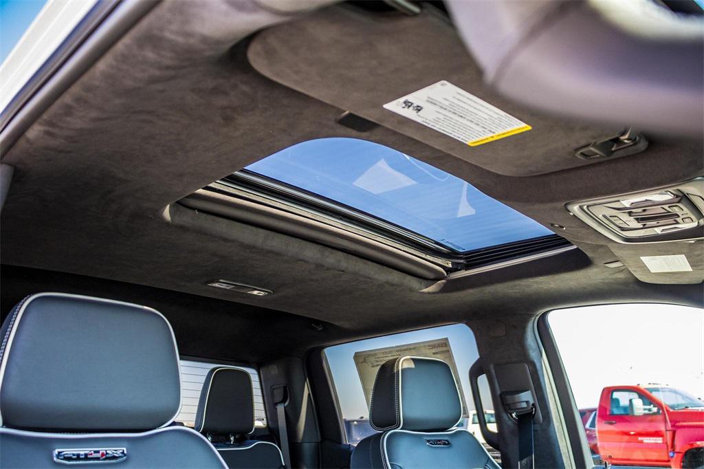 new 2025 GMC Sierra 1500 car, priced at $76,829