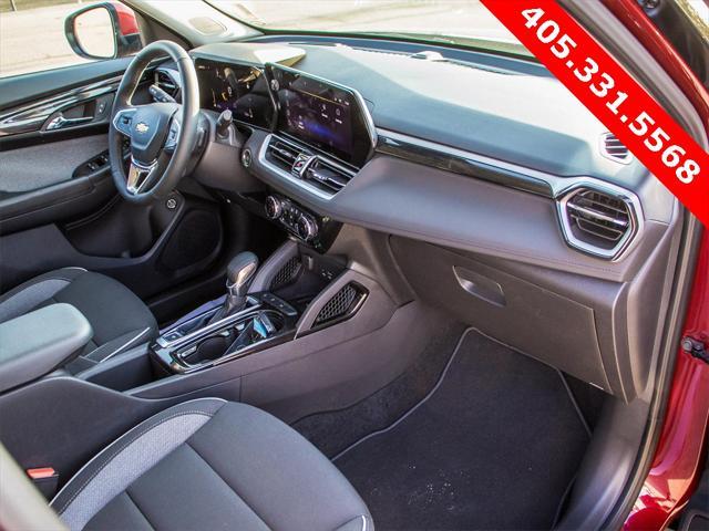 new 2025 Chevrolet TrailBlazer car, priced at $28,120