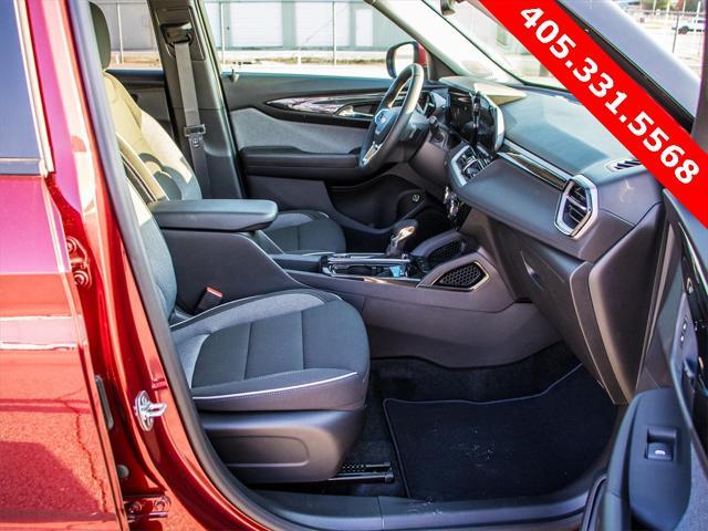 new 2025 Chevrolet TrailBlazer car, priced at $28,120