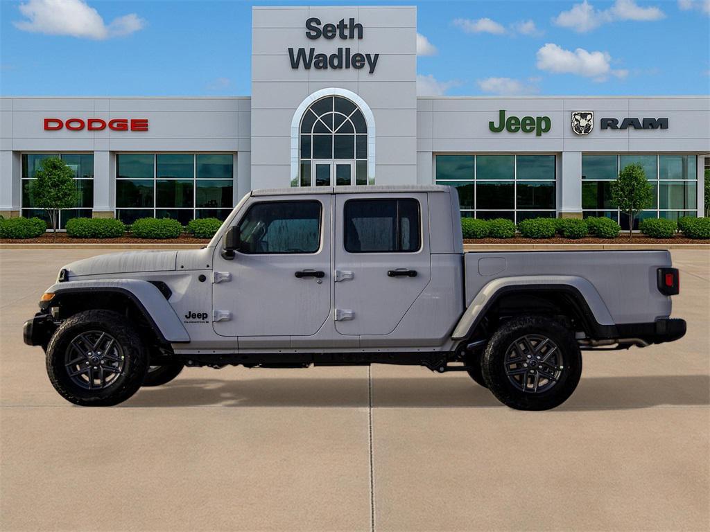 new 2026 Jeep Gladiator car, priced at $49,135
