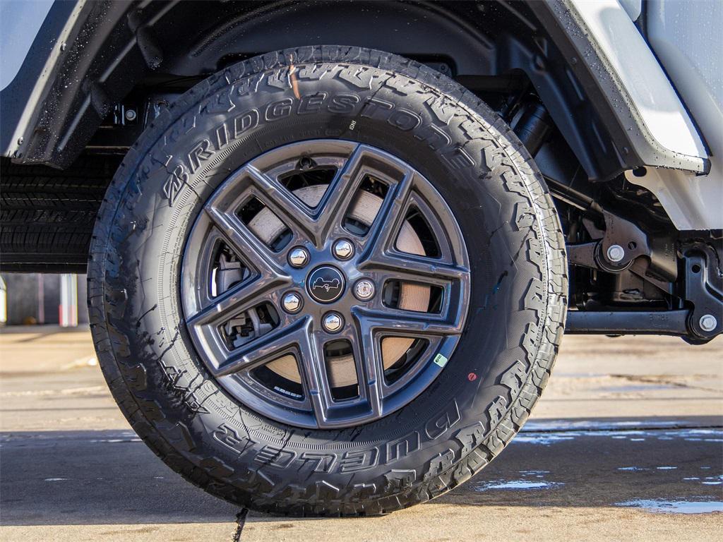 new 2026 Jeep Gladiator car, priced at $49,135