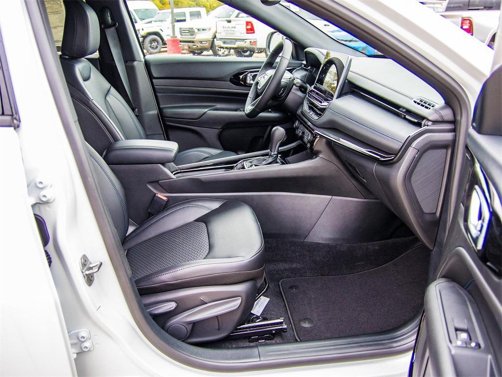 new 2026 Jeep Compass car, priced at $31,190