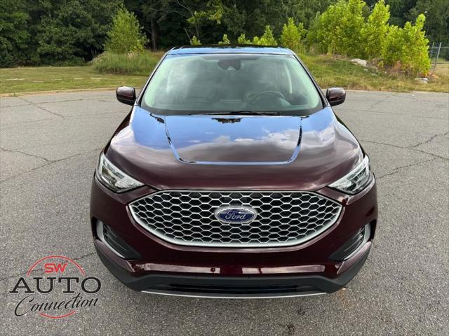 used 2024 Ford Edge car, priced at $24,920
