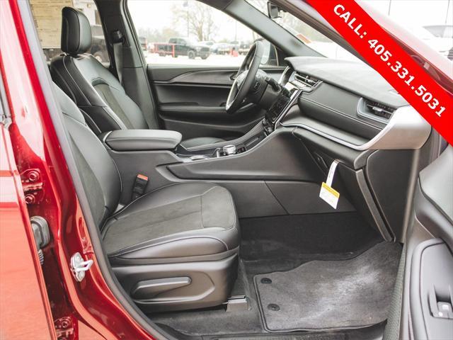 new 2025 Jeep Grand Cherokee L car, priced at $44,006