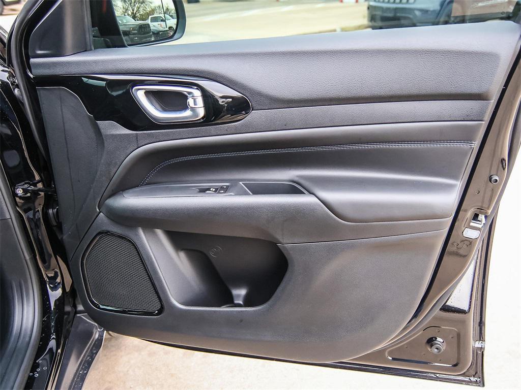 new 2026 Jeep Compass car, priced at $32,128