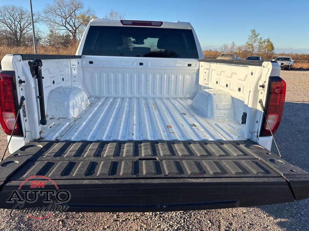 used 2024 GMC Sierra 1500 car, priced at $28,900