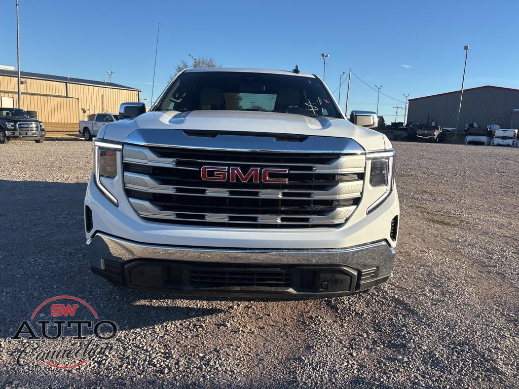 used 2024 GMC Sierra 1500 car, priced at $28,900