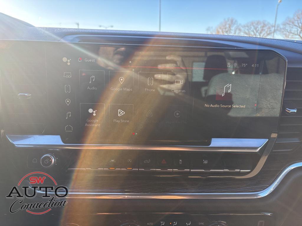 used 2024 GMC Sierra 1500 car, priced at $28,900