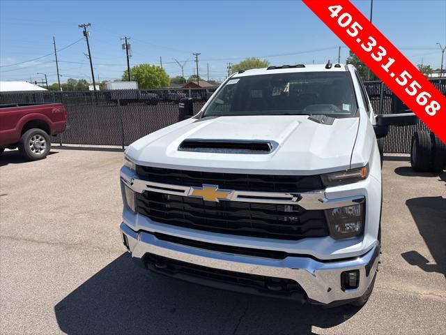 new 2025 Chevrolet Silverado 3500 car, priced at $69,683