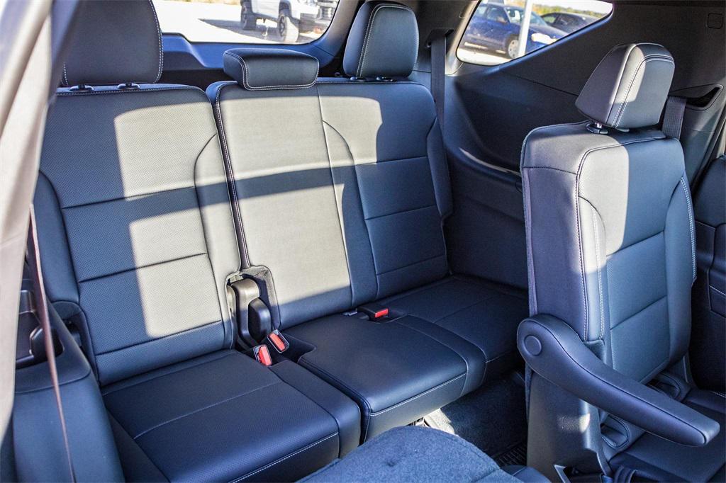 new 2026 Chevrolet Traverse car, priced at $48,954