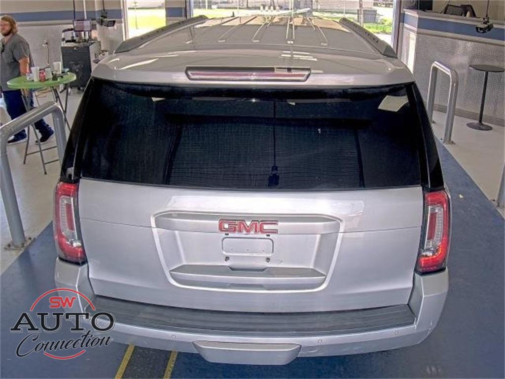 used 2016 GMC Yukon XL car, priced at $14,975