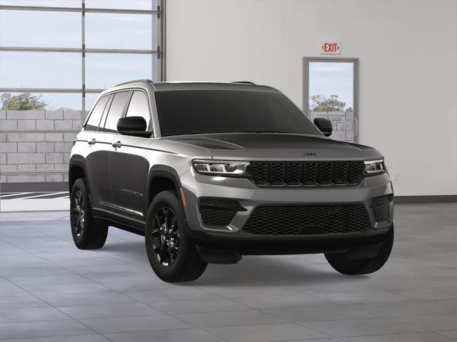 new 2025 Jeep Grand Cherokee car, priced at $40,780