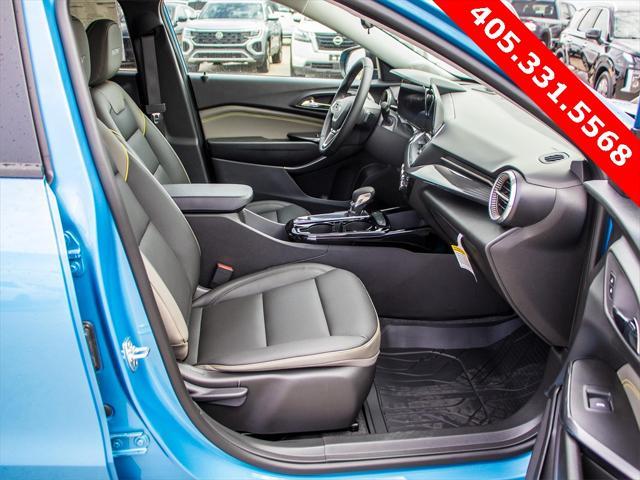new 2025 Chevrolet Trax car, priced at $27,475