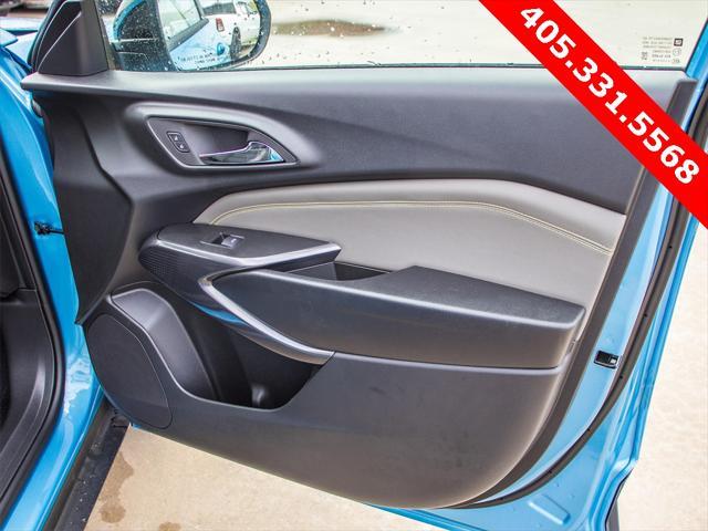 new 2025 Chevrolet Trax car, priced at $27,475