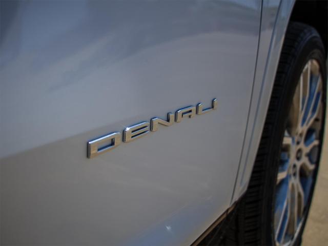 new 2025 GMC Acadia car, priced at $63,600