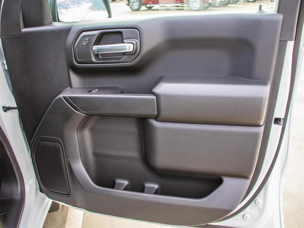 new 2026 GMC Sierra 1500 car, priced at $45,073