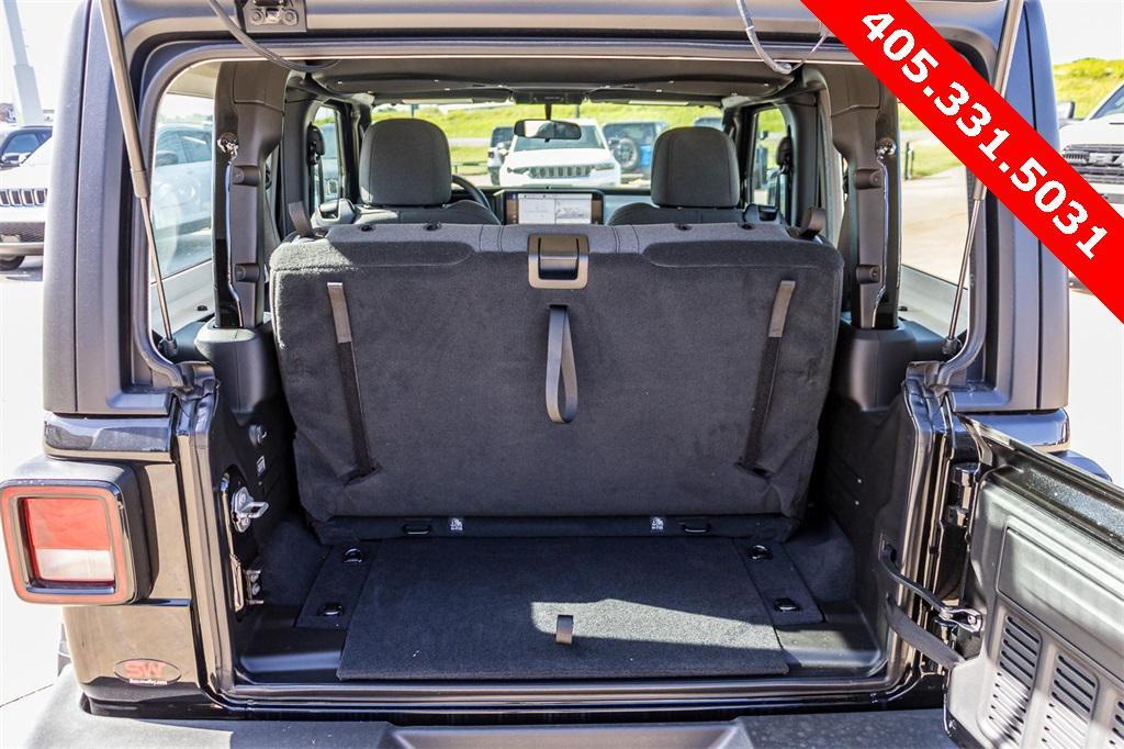 new 2025 Jeep Wrangler car, priced at $39,400
