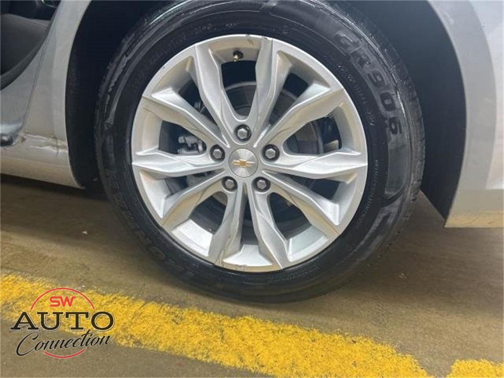 used 2024 Chevrolet Malibu car, priced at $18,985