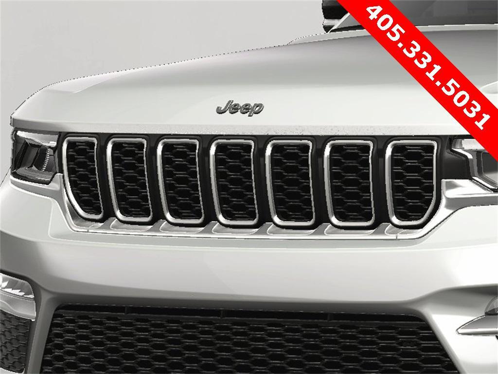 new 2025 Jeep Grand Cherokee car, priced at $40,520