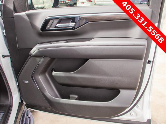 new 2025 Chevrolet Suburban car, priced at $85,109
