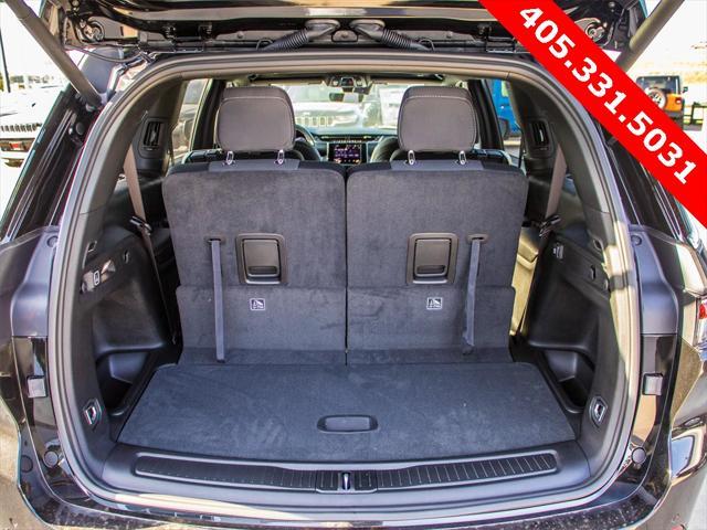new 2025 Jeep Grand Cherokee L car, priced at $41,920