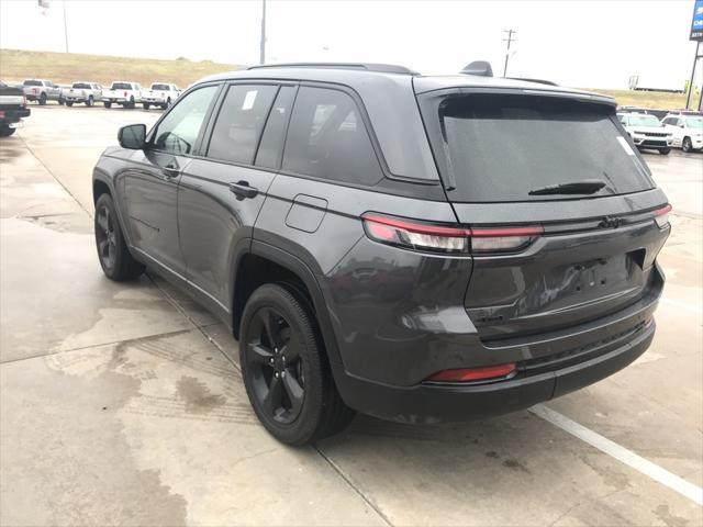 used 2023 Jeep Grand Cherokee car, priced at $36,255