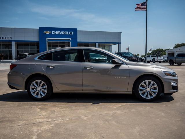 new 2025 Chevrolet Malibu car, priced at $29,820