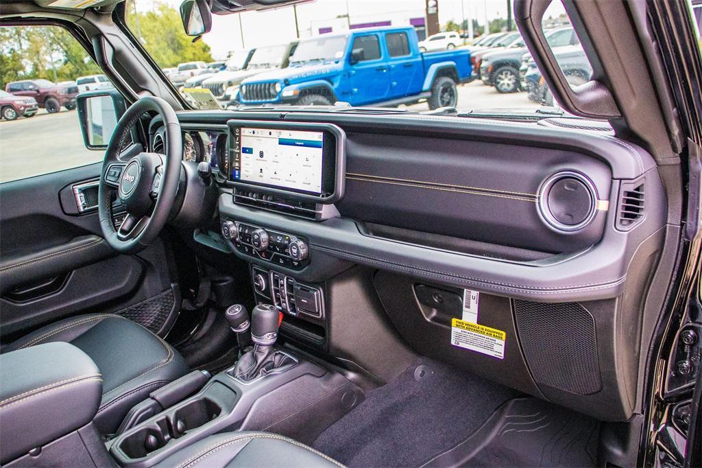new 2025 Jeep Gladiator car, priced at $45,056