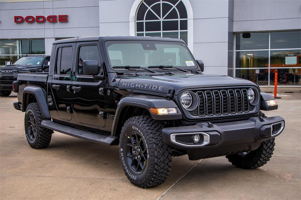 new 2025 Jeep Gladiator car, priced at $45,056