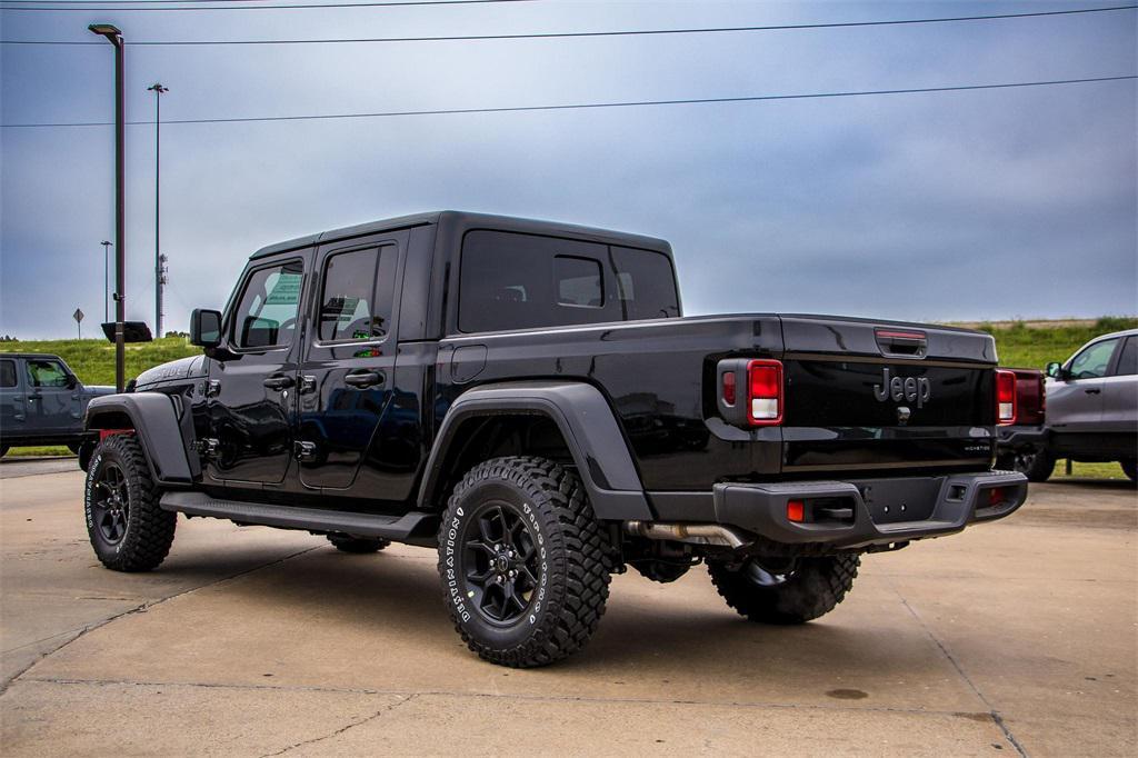 new 2025 Jeep Gladiator car, priced at $45,056