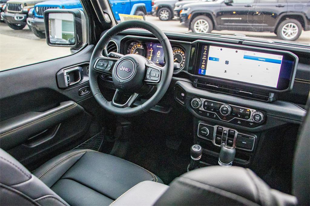 new 2025 Jeep Gladiator car, priced at $45,056