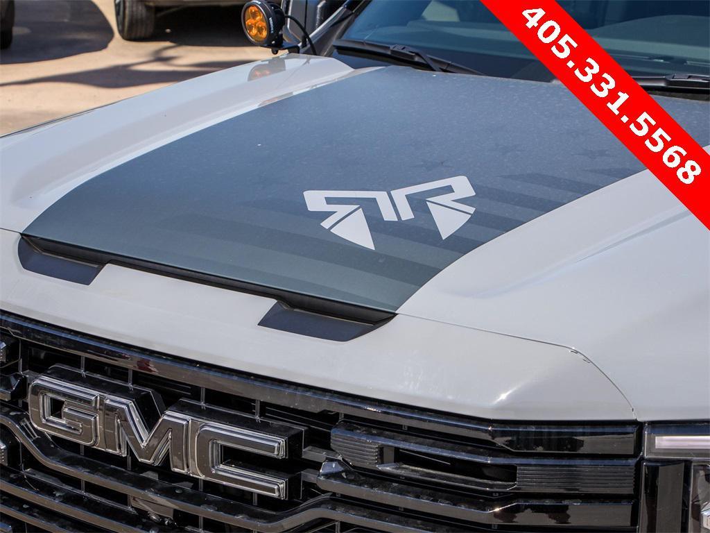 new 2025 GMC Sierra 1500 car, priced at $97,628