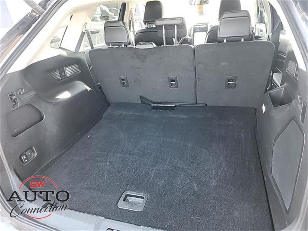 used 2024 Ford Edge car, priced at $25,950